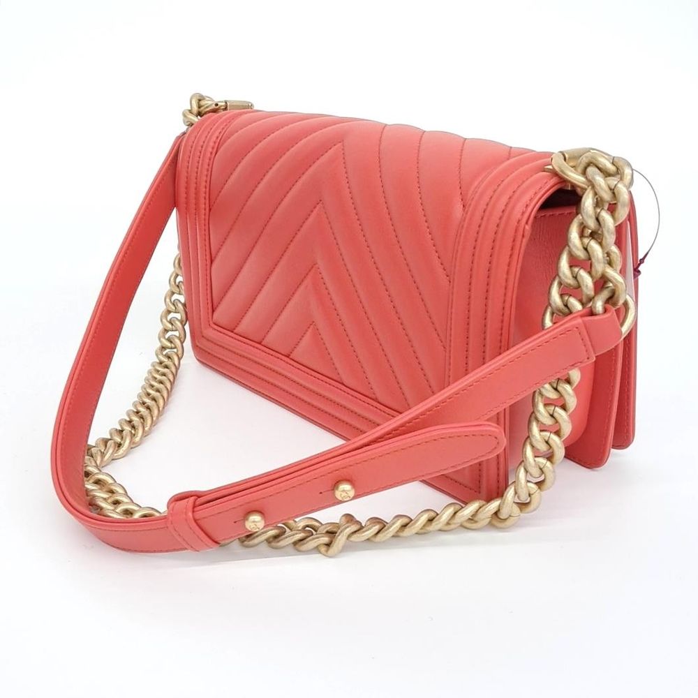 Chanel Chevron Boy Bag Medium (1028929)