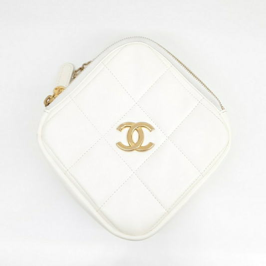 Chanel Diamond Bag As2201 (10042745)