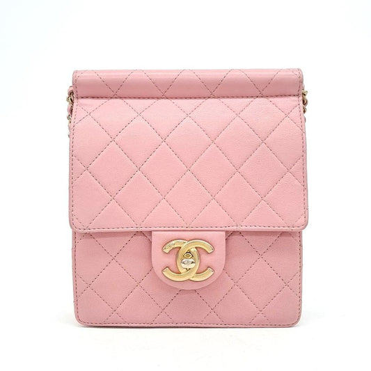 Chanel Pearl-embellished Chain Crossbody Bag (9175559)
