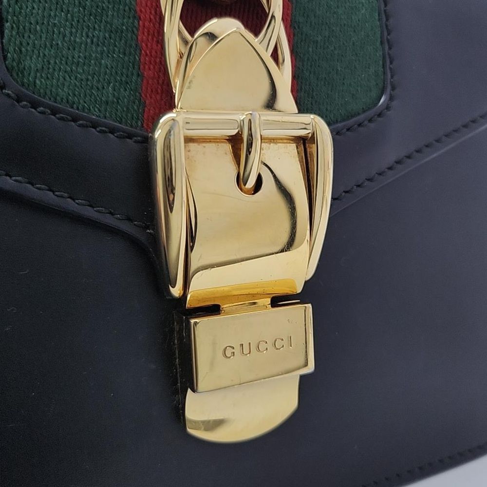 Gucci Sylvie Mini Tote/Crossbody Bag (470270) (5096886)