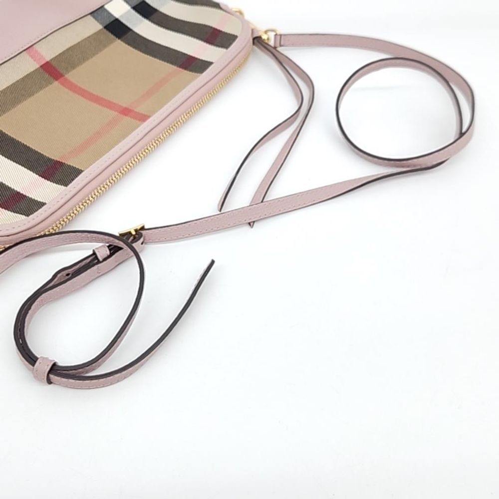 Burberry Chain Shoulder Bag (3300695)