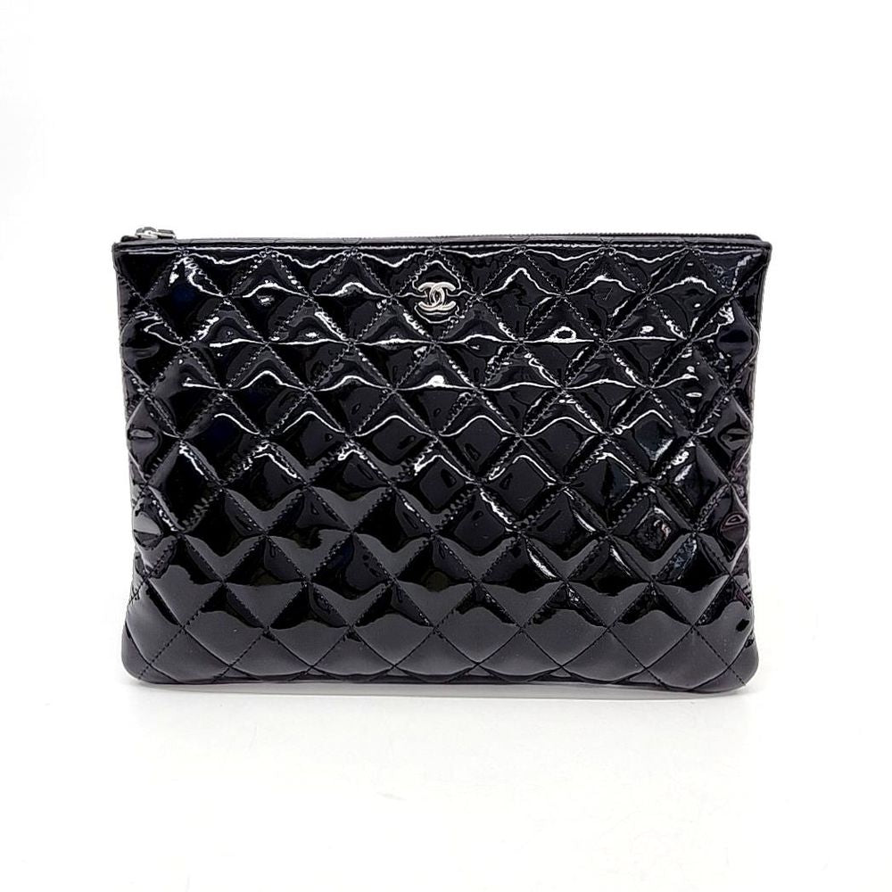 Chanel Patent Clutch New Medium (9371959)
