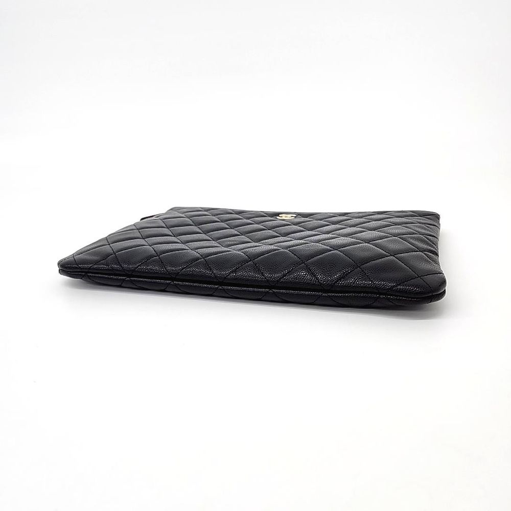 Chanel Caviar Clutch New Medium (6332720)