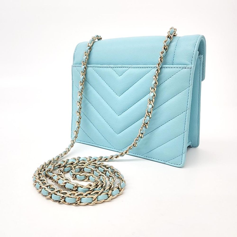 Chanel Chain Crossbody Bag (3728943)