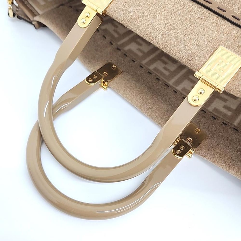 Fendi Sunshine Tote And Shoulder Bag (5229116)
