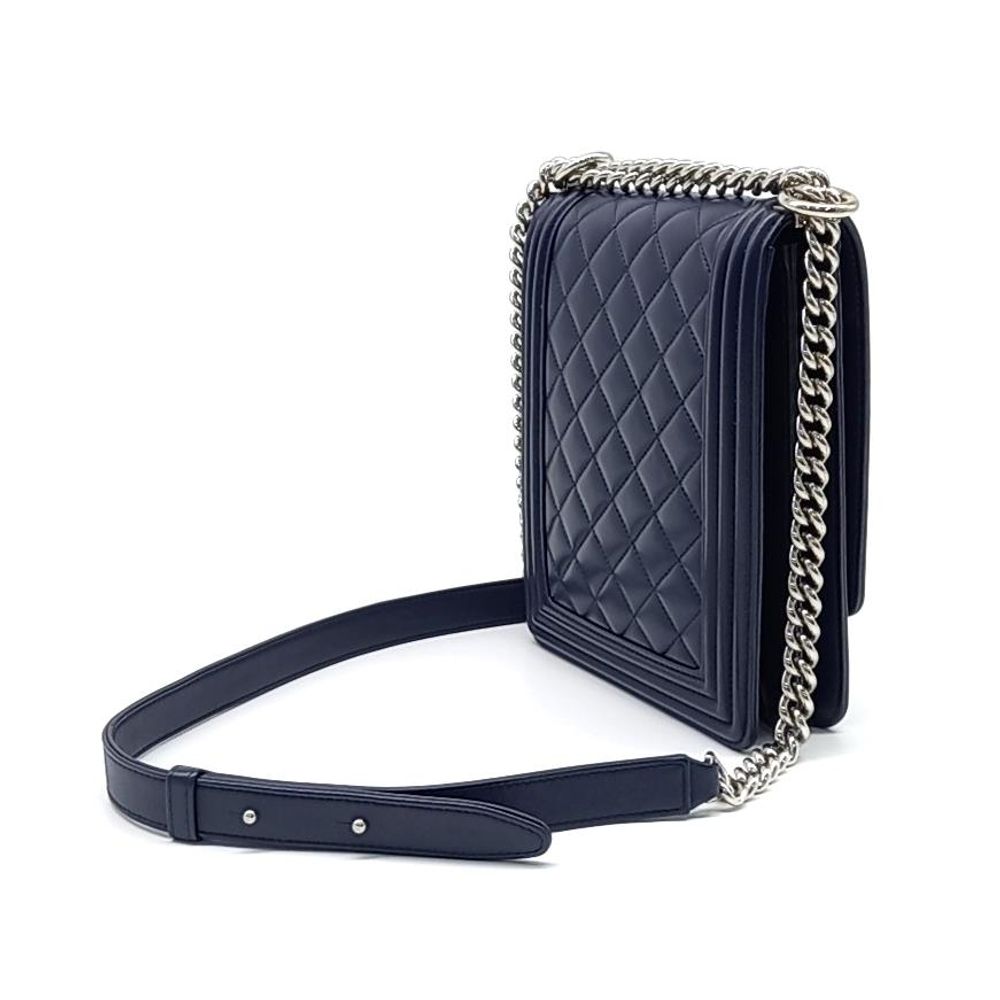 Chanel Boy Flap Bag (1204190)