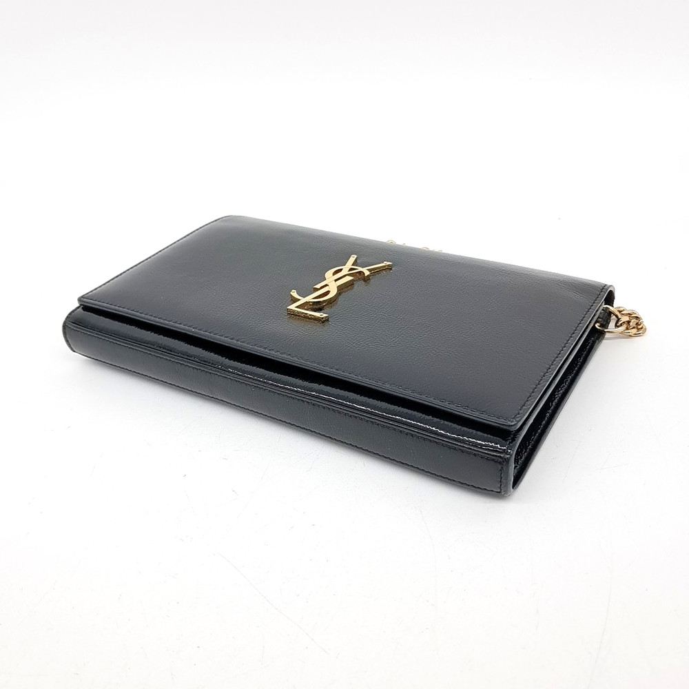 Saint Laurent Patent Monogram Chain Clutch And Crossbag (377829) (10006964)