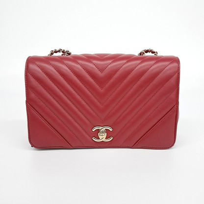 Chanel Chevron Chain Shoulder Bag (10019827)
