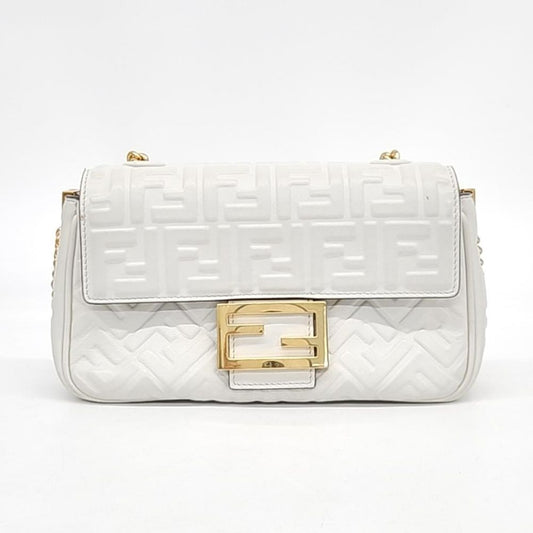 Fendi Baguette Chain Shoulder Bag (7926875)
