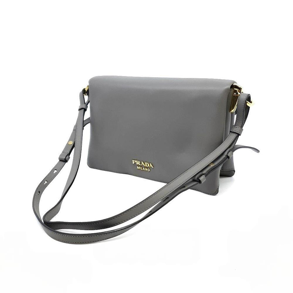 Prada New Calf Shoulder Bag (1bd208) (1221571)