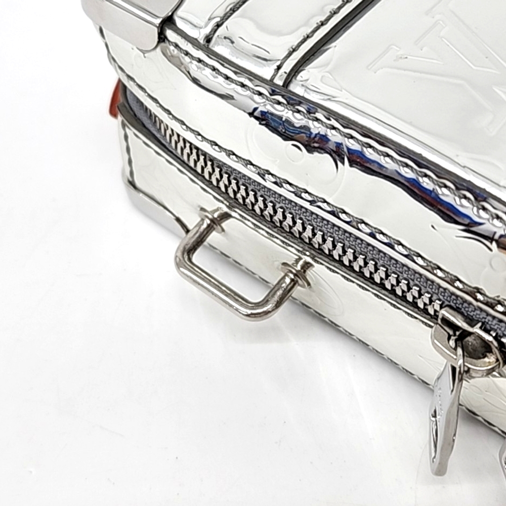 Louis Vuitton Monogram Mirror Handle Trunk (10121233)