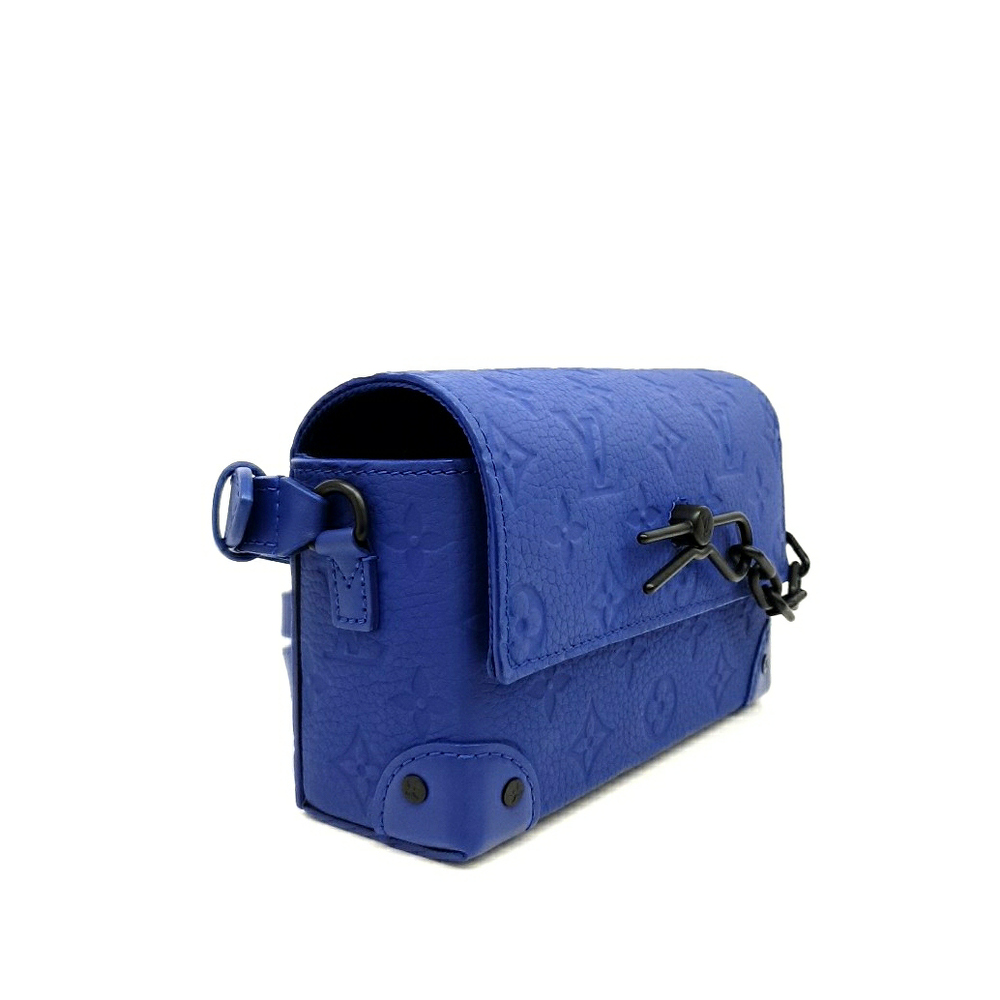 Louis Vuitton Steamer Wearable Wallet (10119618)