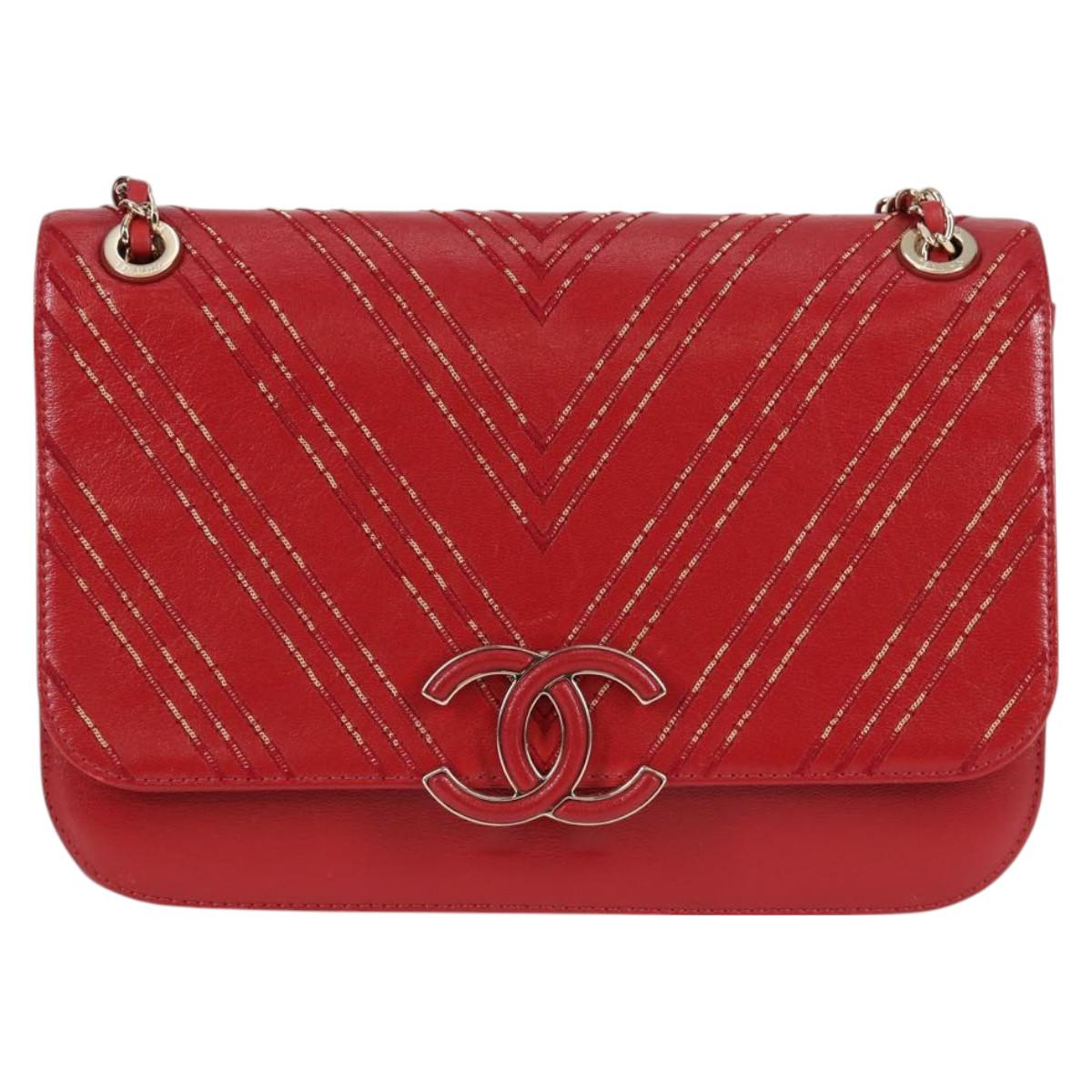 Chanel Chain V Stitch Shoulder Bag Lamb Skin Red Gold Cc