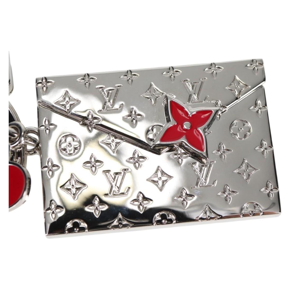 Louis Vuitton Monogram Lv Envelope Key Holder Metal Silver M01296