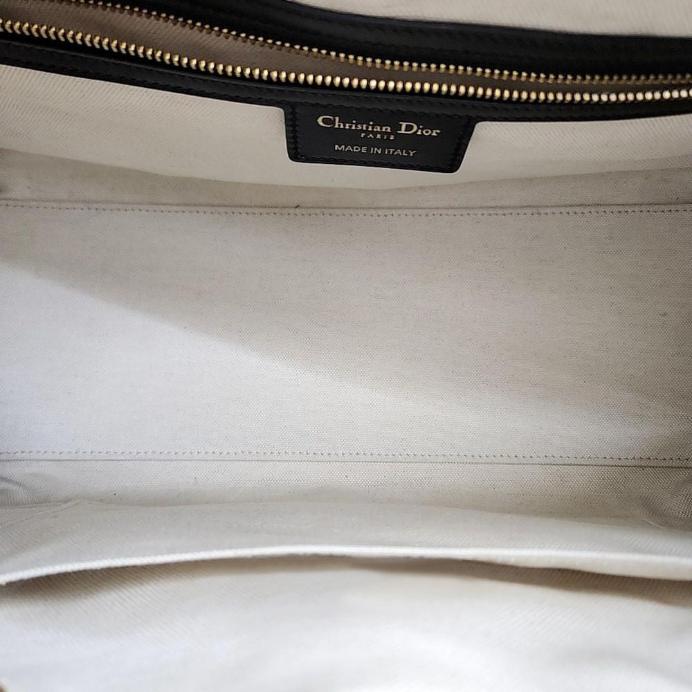 Dior Christian Dior Vibe Bowling Bag Medium M6202ofca (6627331)