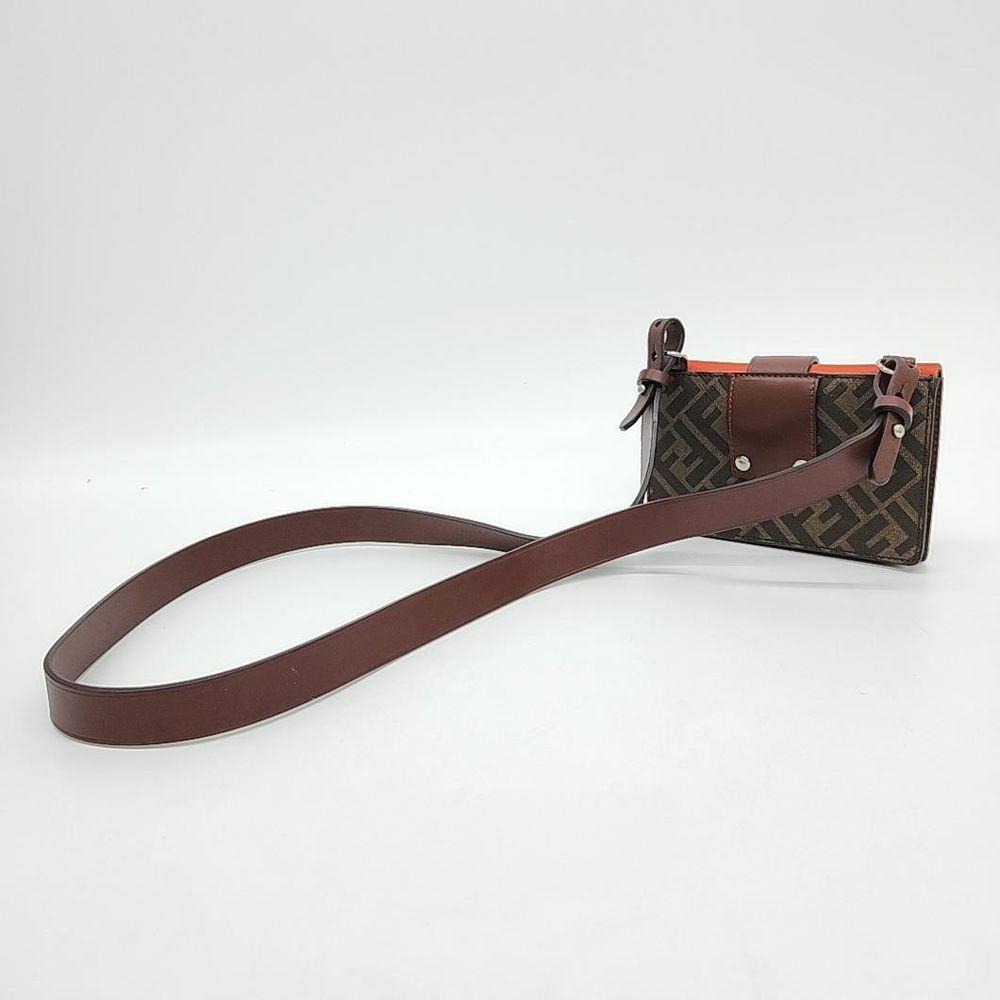 Fendi Baguette Pouch (6704724)