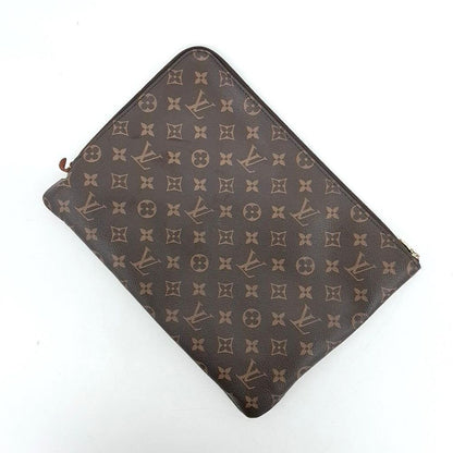 Louis Vuitton Etuille Voyage Clutch Mm (4932275)