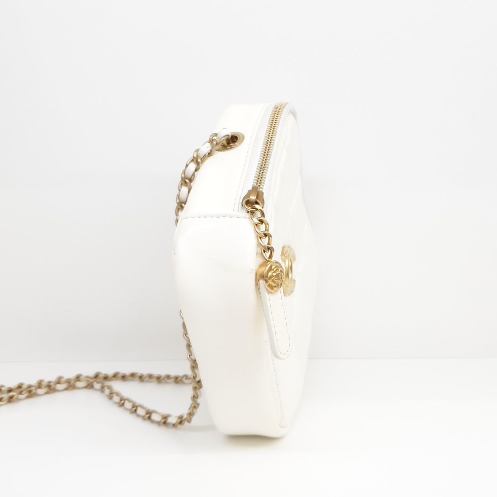 Chanel Diamond Bag As2201 (10042745)