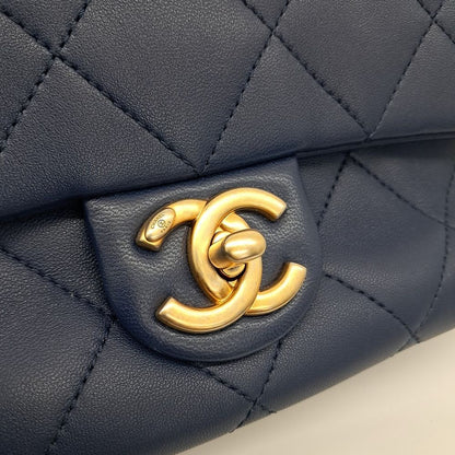 Chanel In The Loop Chain Shoulder Bag As1358 (10071124)