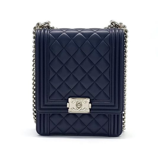 Chanel Boy Flap Bag (1204190)