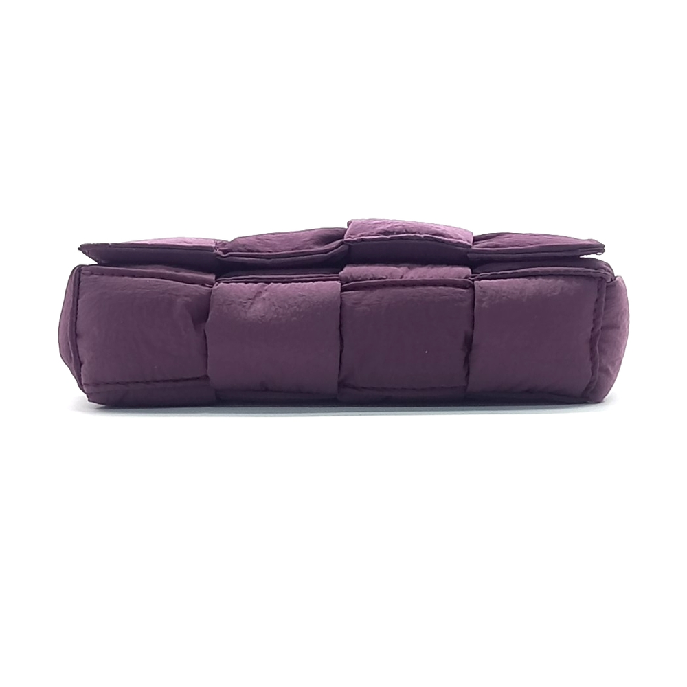 Bottega Veneta Padded Cassette Belt Bag (10014192)