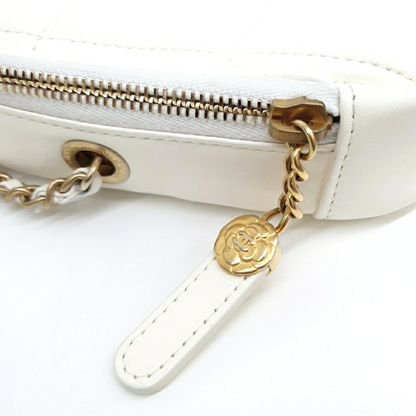 Chanel Diamond Bag As2201 (10042745)