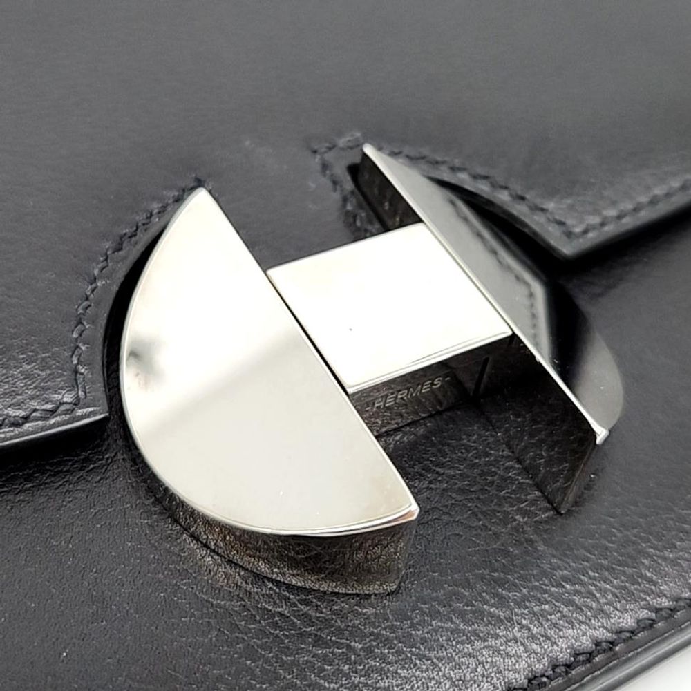 Hermès 2002 20 (d) (5889897)