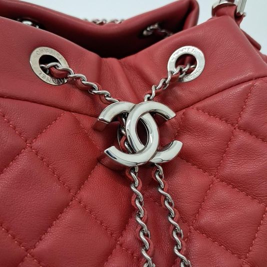 Chanel Drawstring Chain Bucket Bag (4052542)