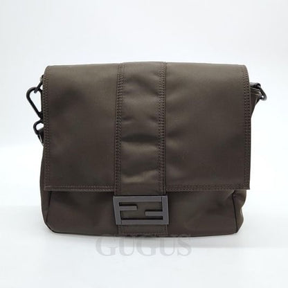 Fendi Baguette Messenger Bag Medium (7523739)