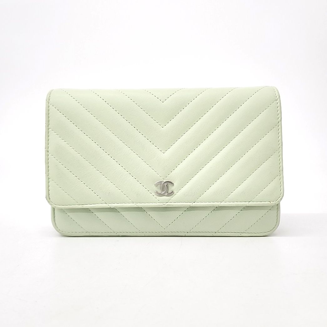 Chanel Chevron WOC Mini Cross Bag (10022835)
