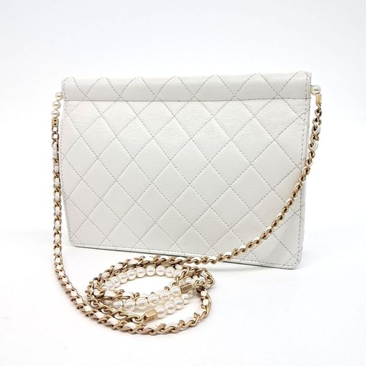 Chanel pearl chain shoulder bag AS0582 (10088434)