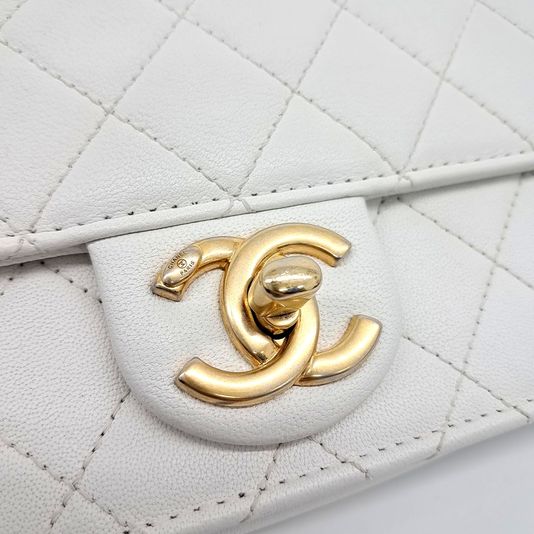 Chanel pearl chain shoulder bag AS0582 (10088434)