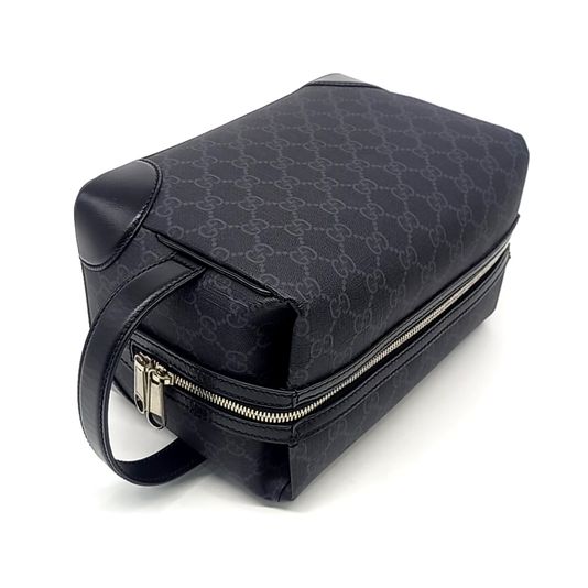 Gucci Interlocking GG Supreme Toiletry Pouch (739453) (10116970)