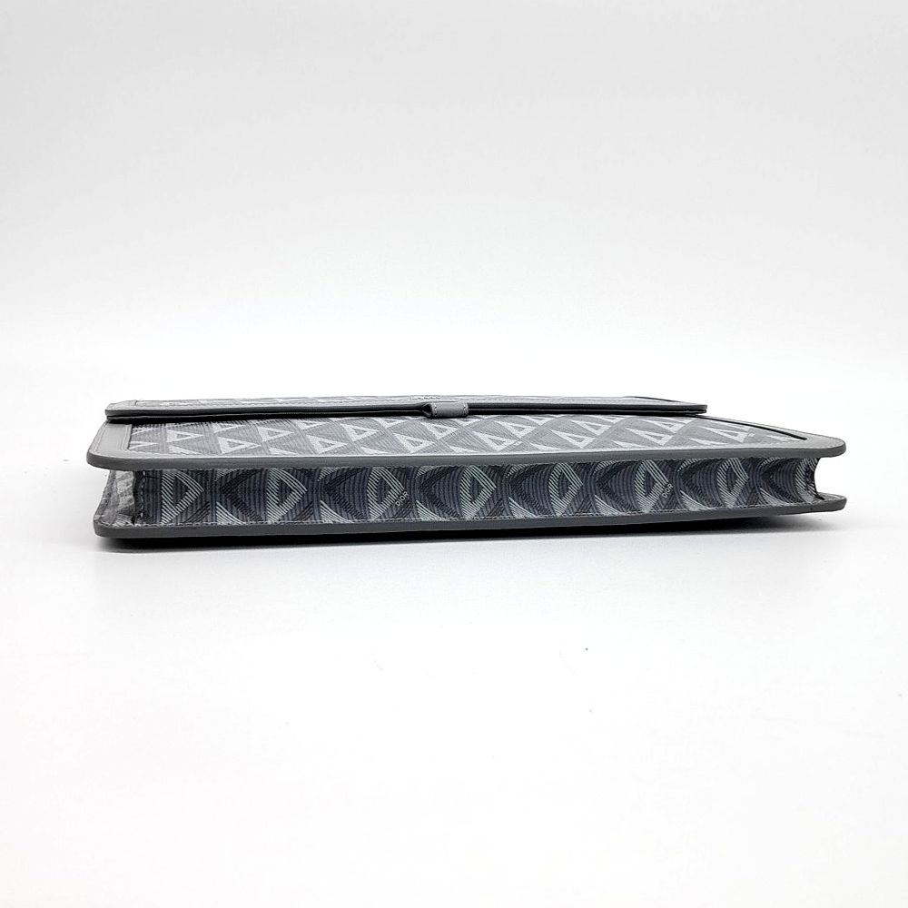 Christian Dior Dior Homme Hit The Road A4 Flap Pouch (10135272)