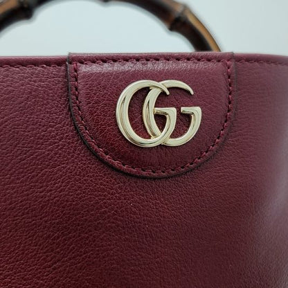 Gucci Diana Small Tote And Shoulder Bag (799865) (10140602)