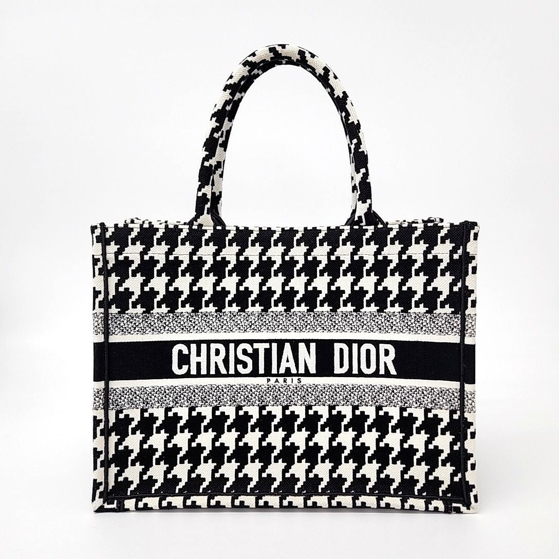 Christian Dior Book Tote Bag 36 (10146247)