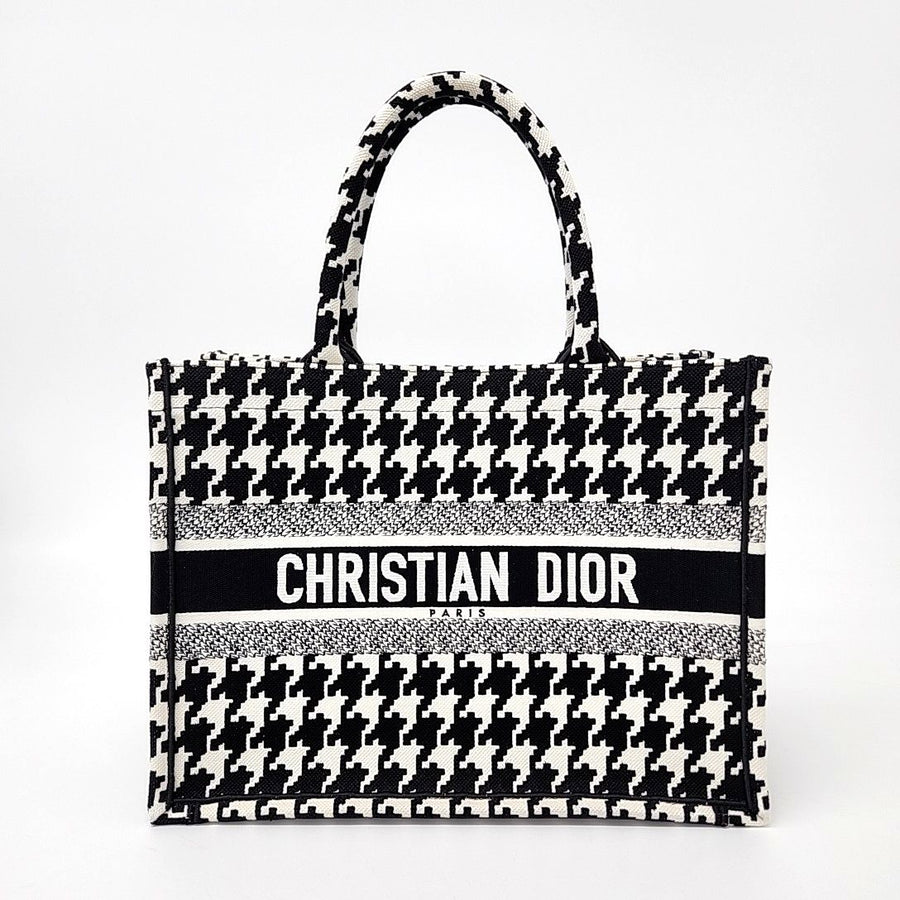 Christian Dior Book Tote Bag 36 (10146247)