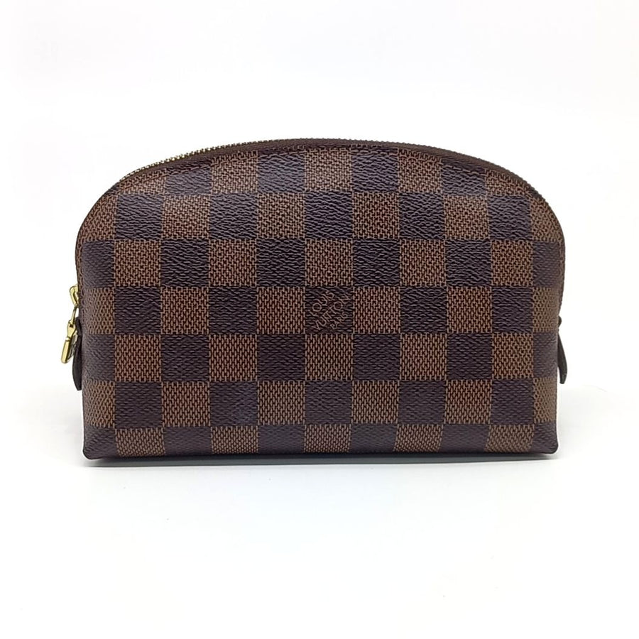 Louis Vuitton Damier Cosmetic Pouch (10163368)