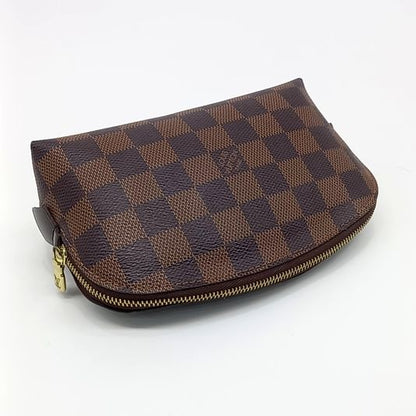 Louis Vuitton Damier Cosmetic Pouch (10163368)