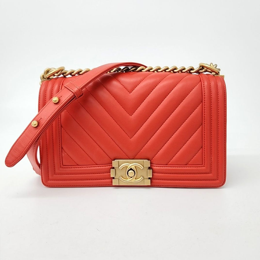 Chanel Chevron Boy Bag Medium (10165080)
