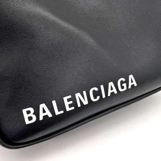 Balenciaga Triangle Square Tote And Shoulder Bag (528544) (10171030)