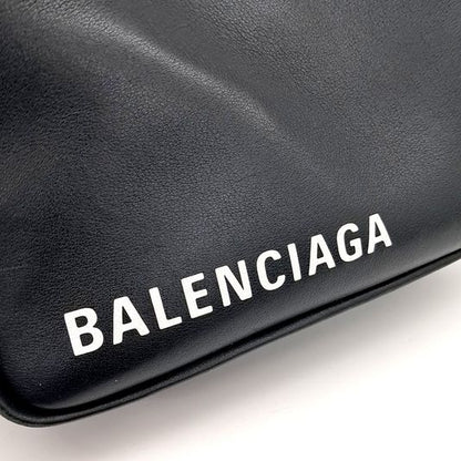 Balenciaga Triangle Square Tote And Shoulder Bag (528544) (10171030)