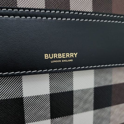 Burberry Pocket Bag Mini (10171272)