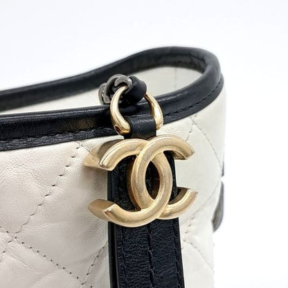 Chanel Gabrielle Hobo Bag Small (10177951)