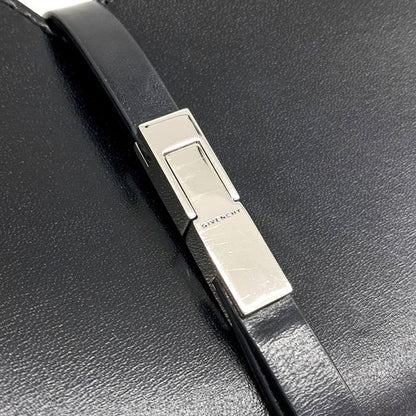 Givenchy Cutout Bag Mini (10182826)