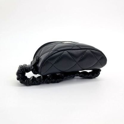 Chanel Armband Pocket Mini Bag (10188666)