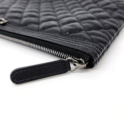 Chanel Caviar Boy Clutch New Medium (10192563)