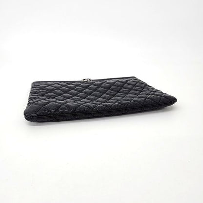 Chanel Caviar Boy Clutch New Medium (10192563)