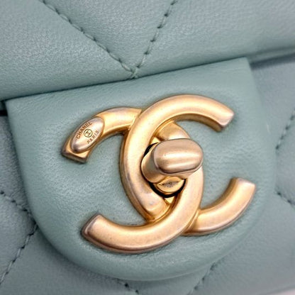 Chanel round top handle shoulder bag (10195461)