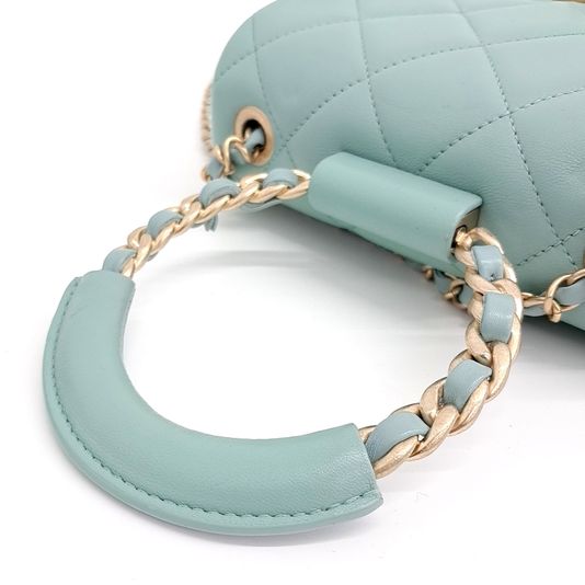 Chanel round top handle shoulder bag (10195461)